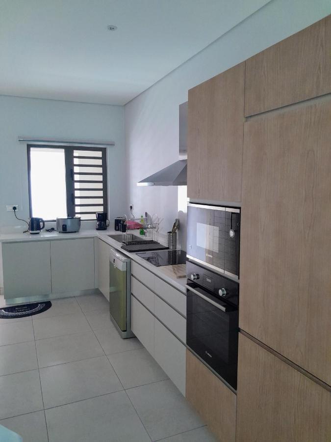 Joli Appartement Neuf, Route Cotiere Grand Baie Exterior photo